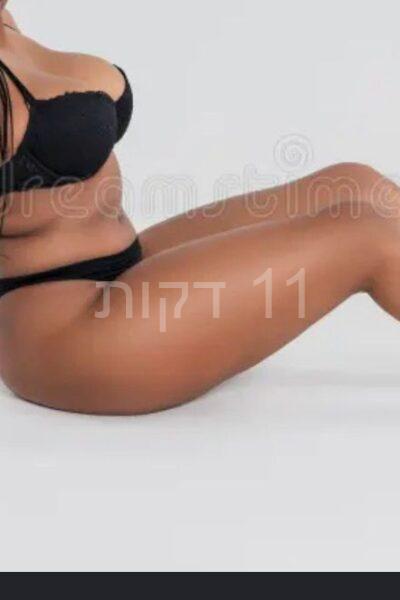 בחולון אישה דיסקרטית