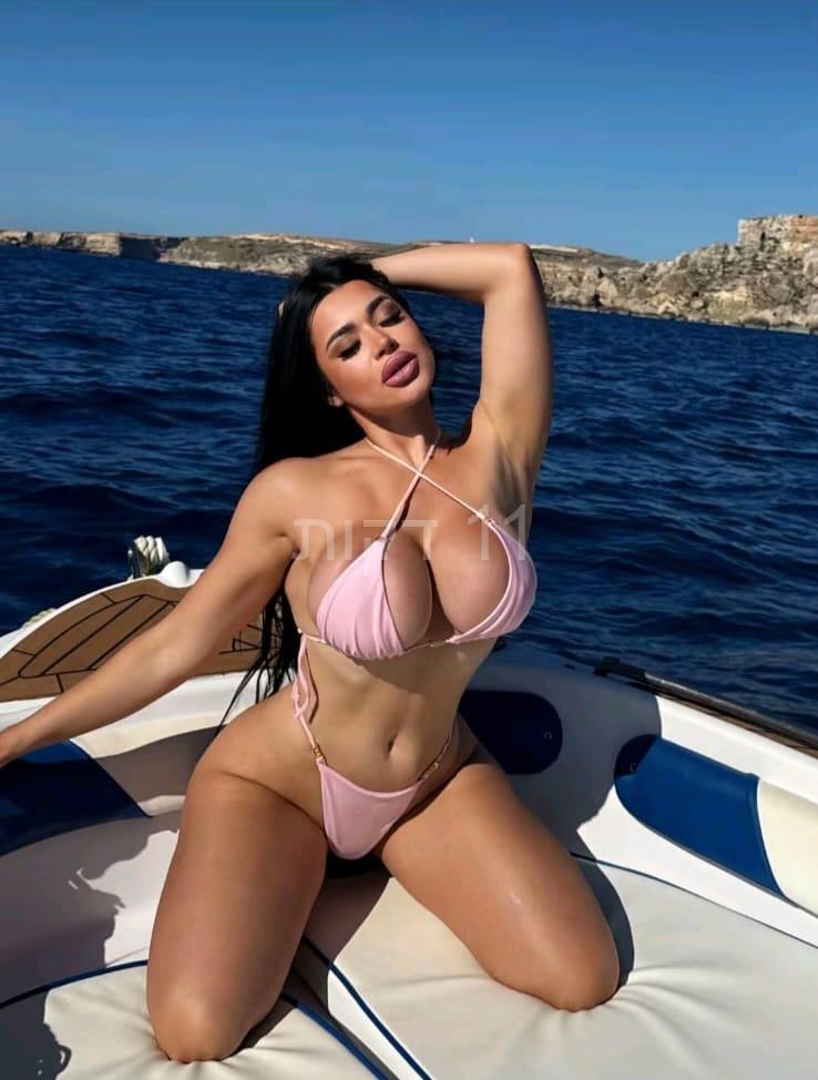 בקריות – מרוקאית שזופה