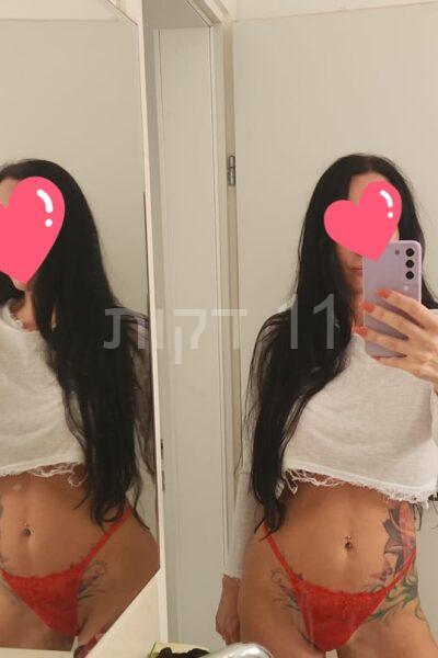 בראשון לציון אישה מפתיעה