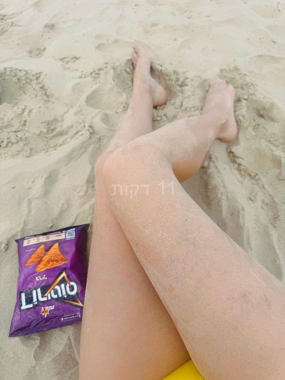 בת 32 רזה אישה נשית בלונדינית -בתל אביב