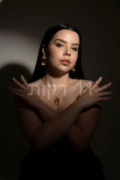 בבת ים – מטפלת פיתוי אמיתי בת 25