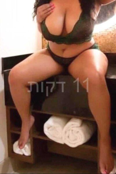 ליה- בחורה אפריקאית מחול -בחיפה