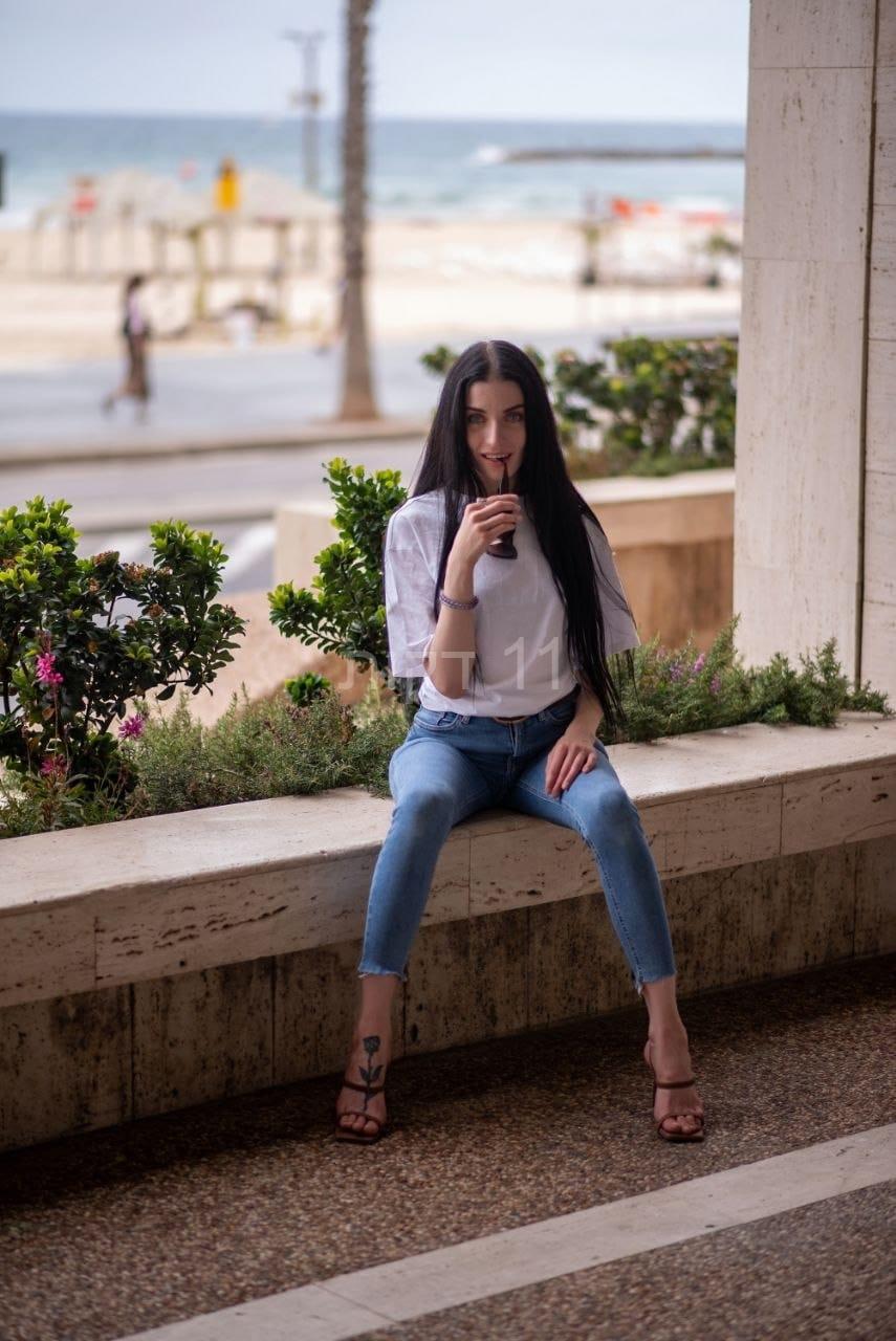 ליזה – בתל אביב – בת 25 ליברלית