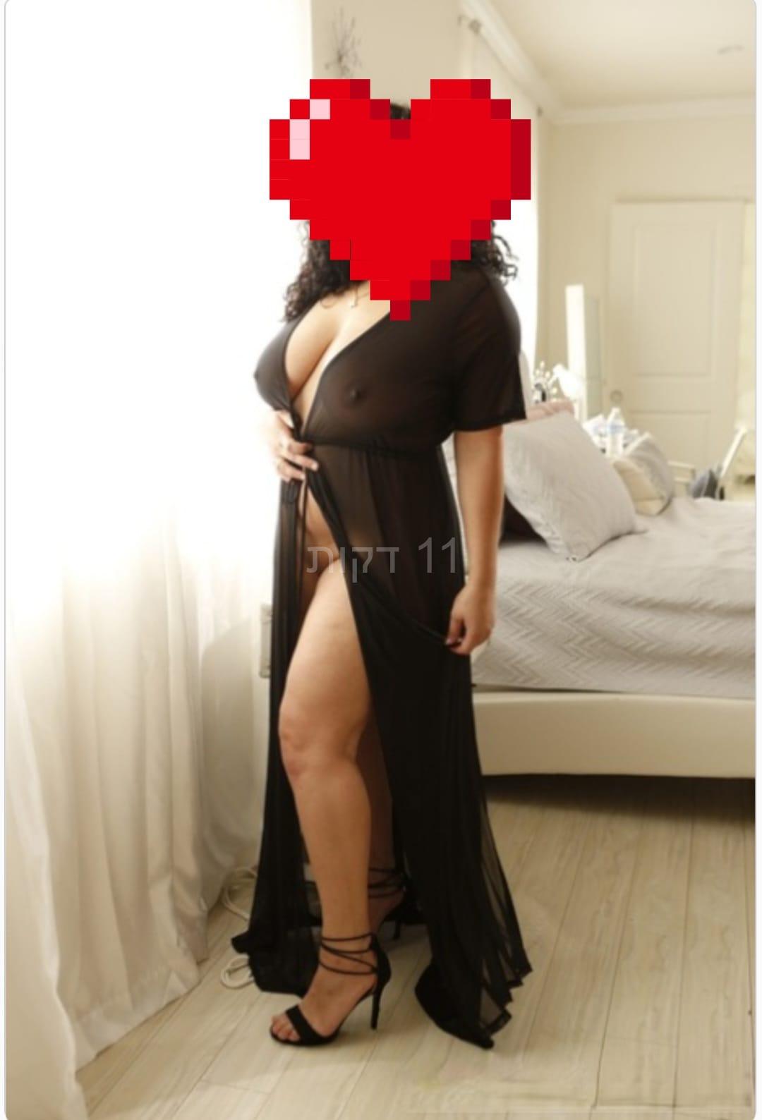 מסאזיסטית נדירה מבנה גוף סקסי -בת ים