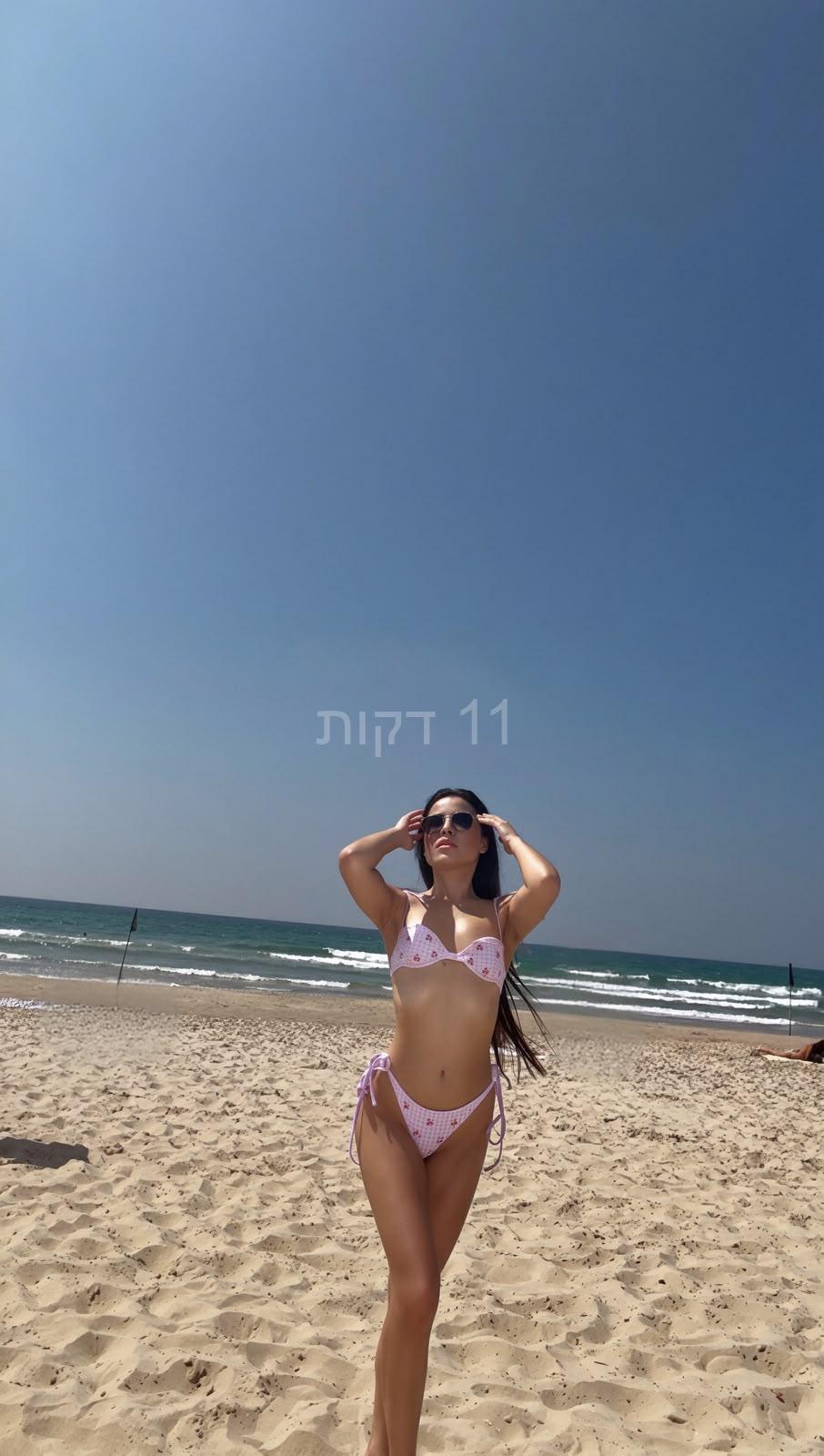 סלנה תיירת מברזיל ספורטיבית בת 22 ברונטית- נתניה