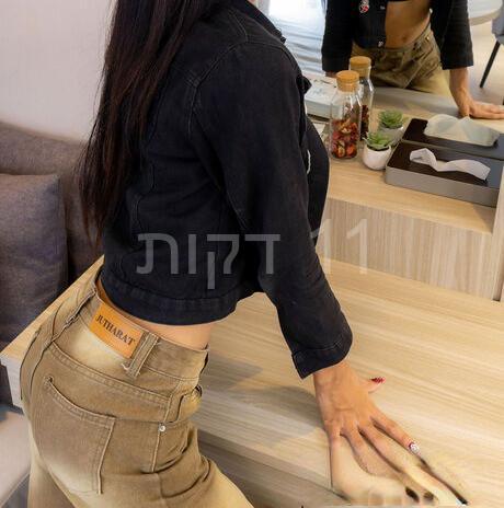 בת 26 ברזילאית תיירת -בנתניה קוקסינלית