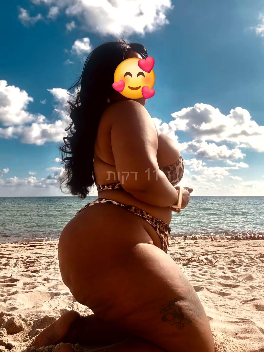 בתל אביב-לאוהבי המלאות אפריקאית